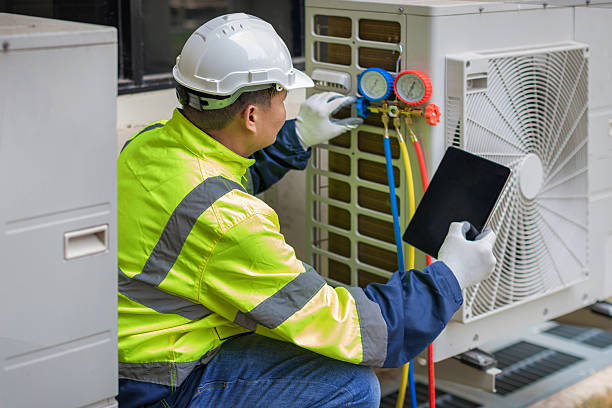 Professional Heat Pump Repair technician working in Castaic, CA